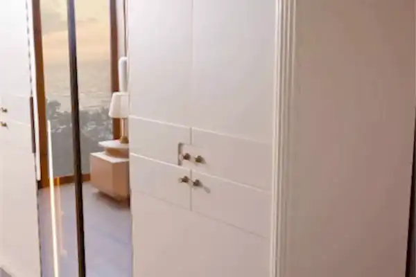 Clara Gardırop 6 Kapaklı